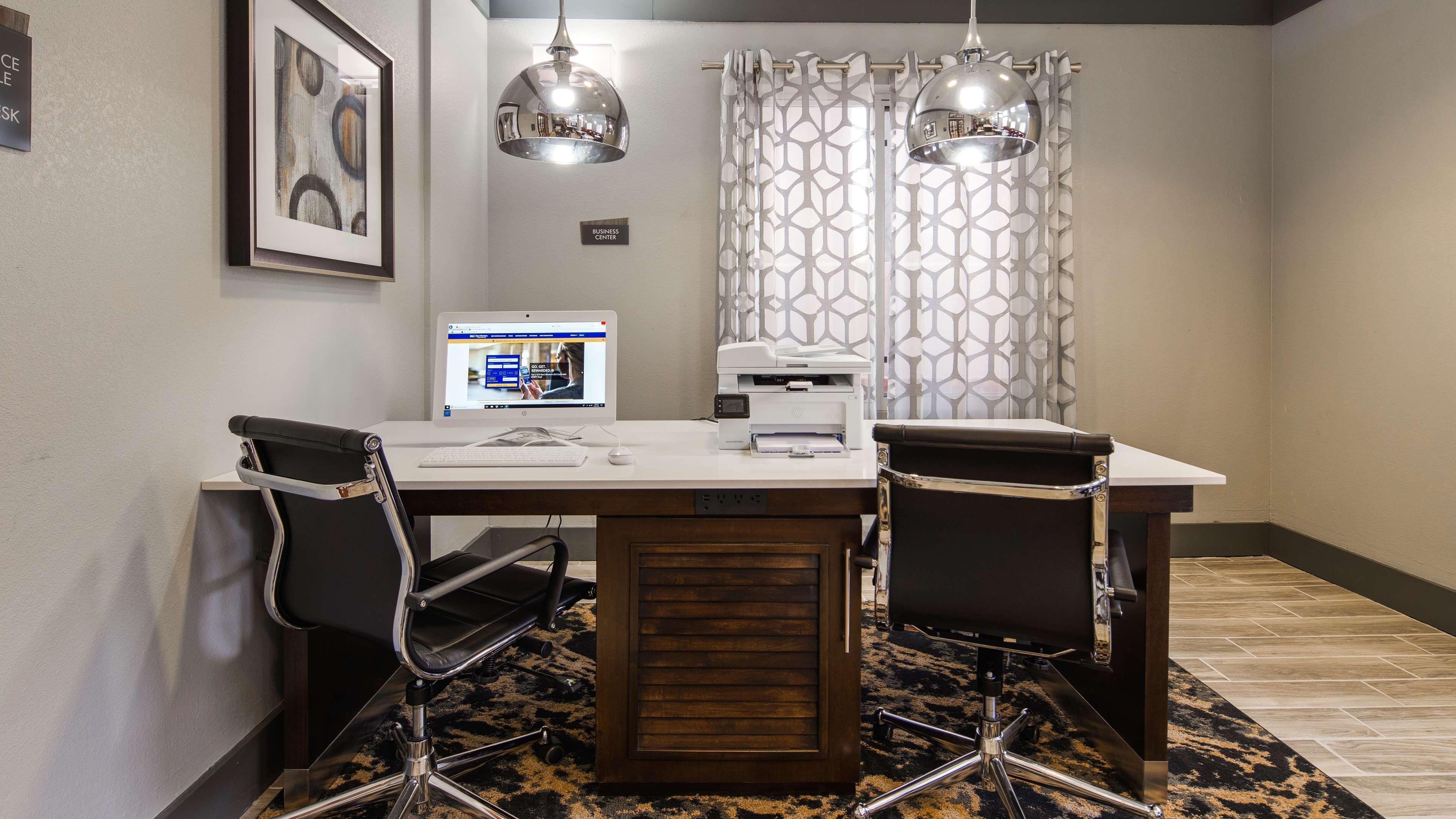 Best Western Plus Philadelphia-Choctaw Hotel And Suites Экстерьер фото